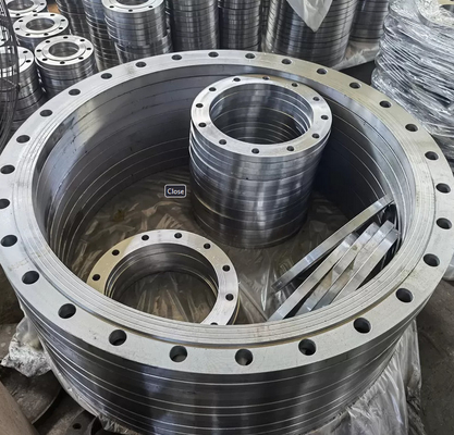 A flange preta do colar da tubulação da pintura Dn1000, LCB forjou as flanges de aço