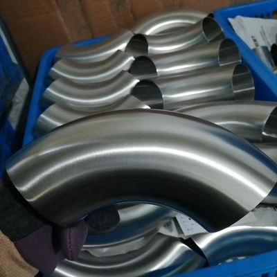 Curvatura de tubulação 16&quot; do aço carbono de JIS B2311 2D 3D 5D 90 graus 180 graus