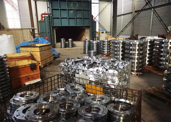 Pescoço longo da solda Q235 da classe 2500 da flange do aço carbono de PN16 PN40