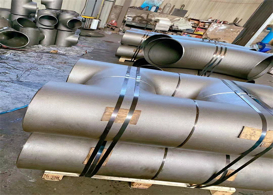 Aço carbono de ASME B16.9 que reduz óleo da oxidação da solda de extremidade do RUÍDO 2615 do T o anti