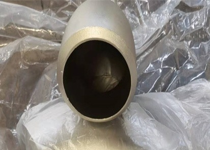 O cotovelo de aço inoxidável SS sem emenda do raio curto conduz o GOST de 4 polegadas